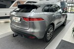 Jaguar F-Pace 3,0 D AWD R-Sport +AHK+Panorama+Navi+Kamera 92.200 km 28.990 € Jaderberg 26349