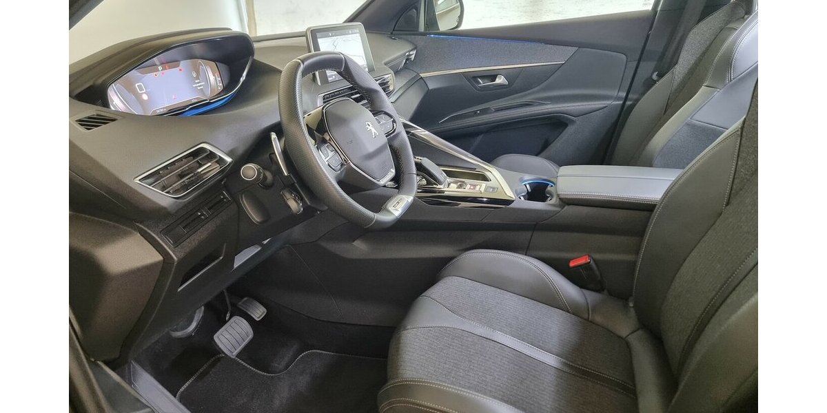 Peugeot 5008 GT-Line LED i-Cockpit 180° Kamera Keyless 58.900 km 23.900 &euro; Garrel 49681