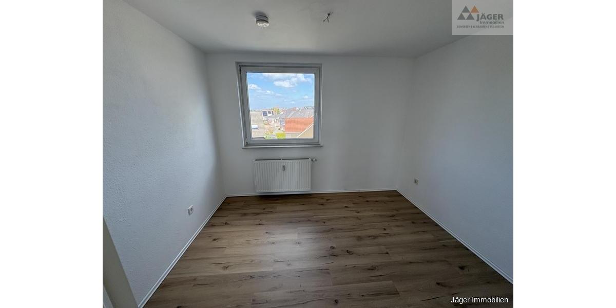 Dachgeschoßwohnung Ganderkesee - 3 Zimmer, 75 m&sup2;, 695&euro; | Angebot:26459156