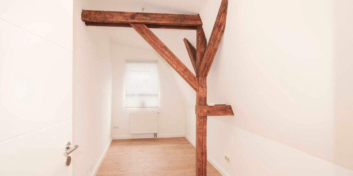 Sanierte Maisonette Wohnung in Fußgängerzone verschieden Nutzbar (z. B. auch als Büro oder Praxis) 4 zimmer