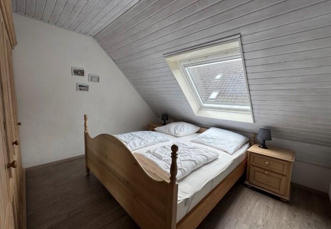 Reihenhaus Varel - 4 Zimmer, 60 m&sup2;, 299.000&euro; | Angebot:27092841