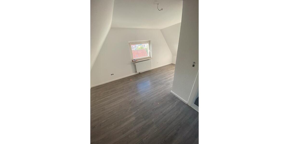 Einfamilienhaus Westerstede - 7 Zimmer, 140 m&sup2;, 1.350&euro; | Angebot:26700533