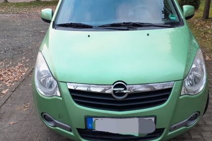 Opel Agila 114.500 km 2.799 € Hude 27798