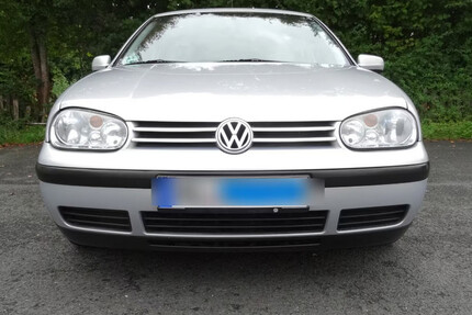 VW Golf IV 192.000 km 3.499 € Oldenburg 26105