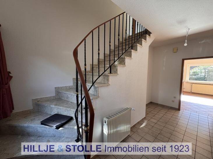 Einfamilienhaus Rastede - 6 Zimmer, 157 m&sup2;, 1.500&euro; | Angebot:25918933