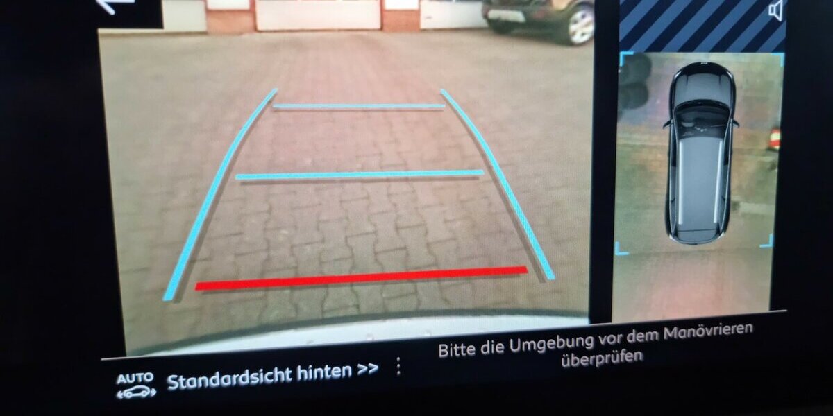 Peugeot 5008 GT LED APP SHZ Kamera Digital Navi 7-Sitzer 47.200 km 25.700 &euro; Garrel 49681