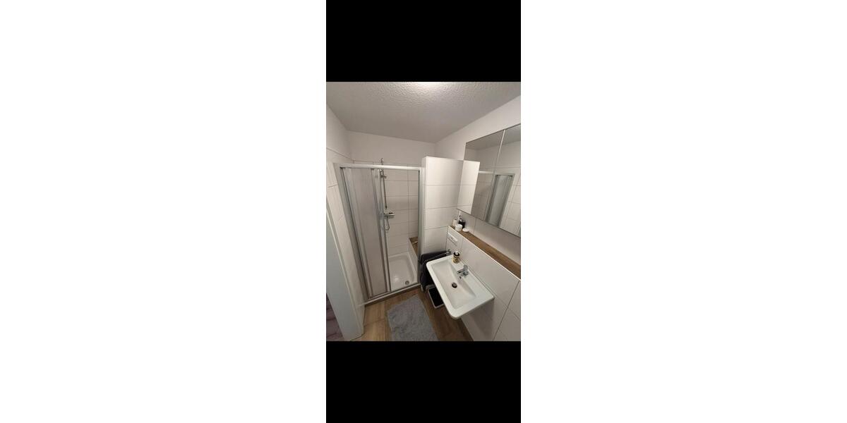 Erdgeschoßwohnung Oldenburg Kreyenbrück - 1.5 Zimmer, 42 m&sup2;, 850&euro; | Angebot:26329683