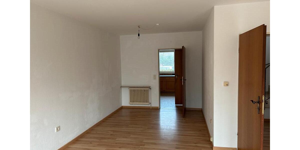 Doppelhaushälfte Westerstede - 4 Zimmer, 100 m&sup2;, 270.000&euro; | Angebot:26489385