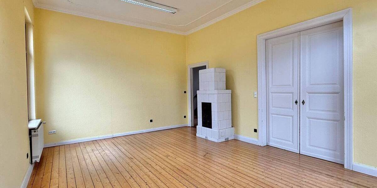Mehrfamilienhaus, Wohnhaus Brake - 9 Zimmer, 275 m&sup2;, 298.000&euro; | Angebot:26798701