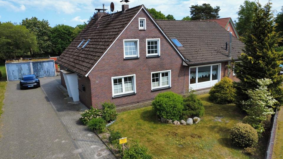 Dachgeschoßwohnung Rastede - 2.5 Zimmer, 120 m&sup2;, 1.200&euro; | Angebot:24572991