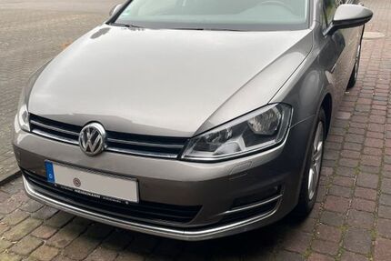 VW Golf 87.250 km 11.980 € Oldenburg 26127