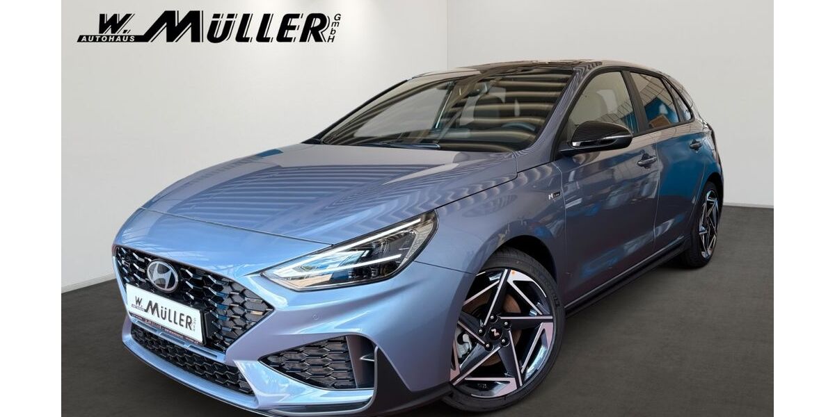 Hyundai i30 2.500 km 32.990 &euro; Delmenhorst 27755