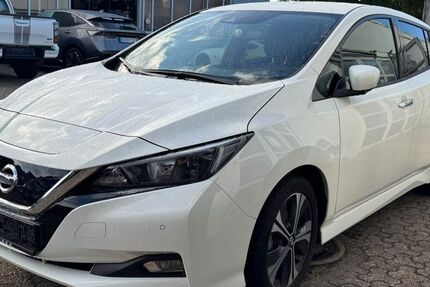 Nissan Leaf 33.500 km 17.990 &euro; Oldenburg 26125
