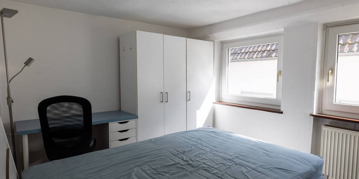 Etagenwohnung Delmenhorst Mitte - 3 Zimmer, 90 m&sup2;, 142.000&euro; | Angebot:25691270