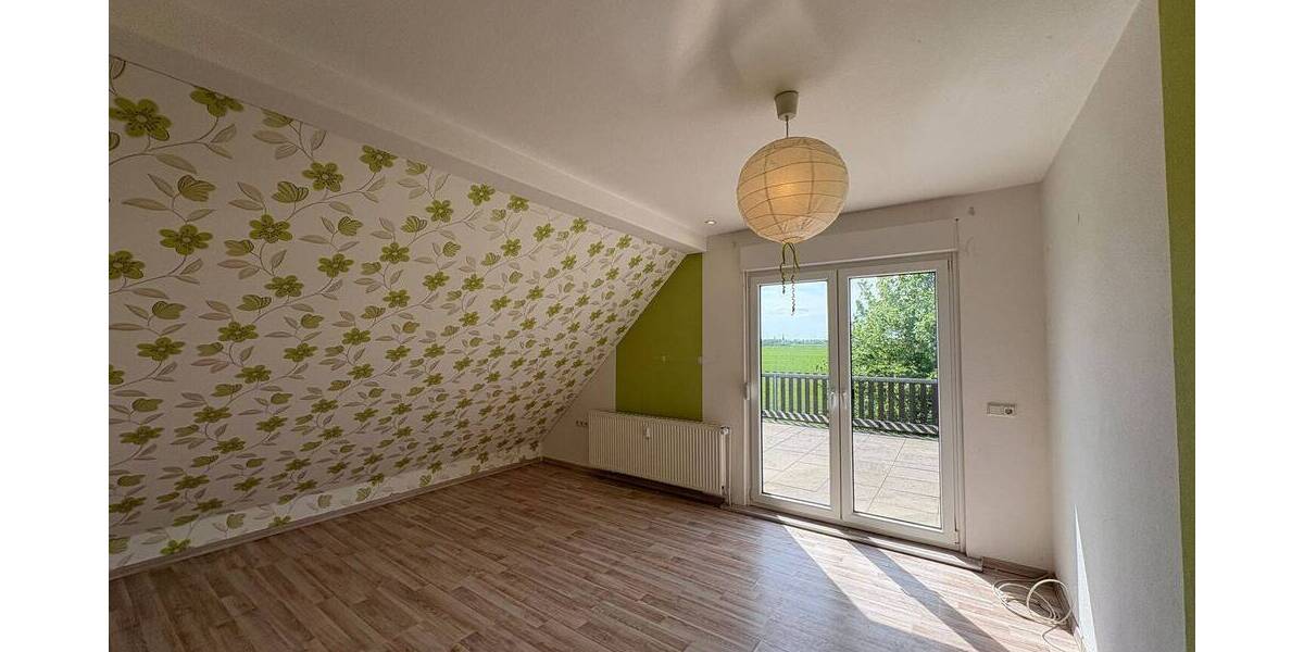 Mehrfamilienhaus, Wohnhaus Berne Ranzenbüttel - 7 Zimmer, 326 m&sup2;, 349.000&euro; | Angebot:25742327