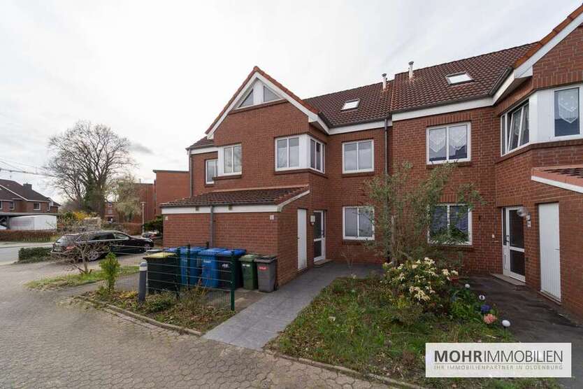 Haus zum Kaufen in Oldenburg 369.900 € 111.98 m²