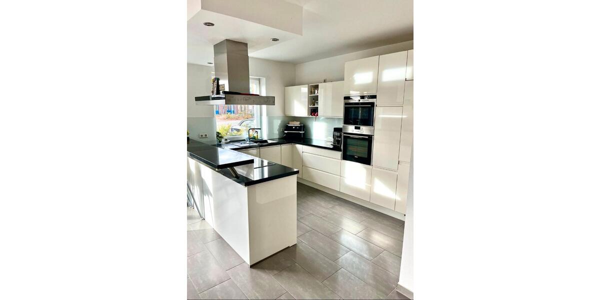 Erdgeschoßwohnung Delmenhorst Bungerhof - 4 Zimmer, 32 m&sup2;, 1.300&euro; | Angebot:25369535