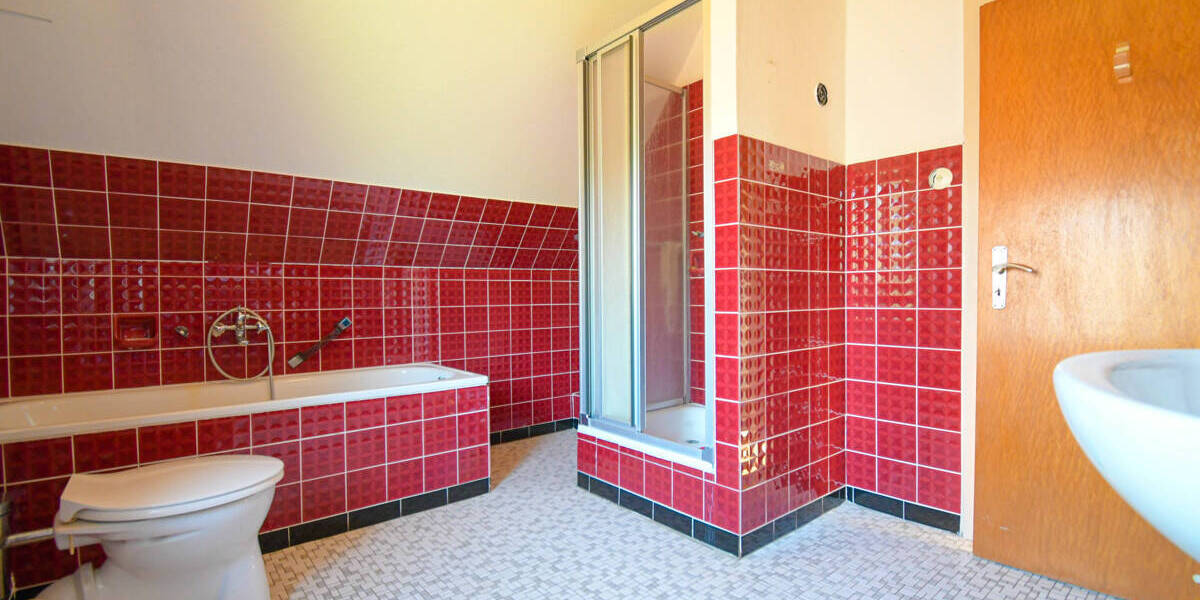 Einfamilienhaus Bösel Edewechterdamm - 4 Zimmer, 143 m&sup2;, 199.000&euro; | Angebot:25692594