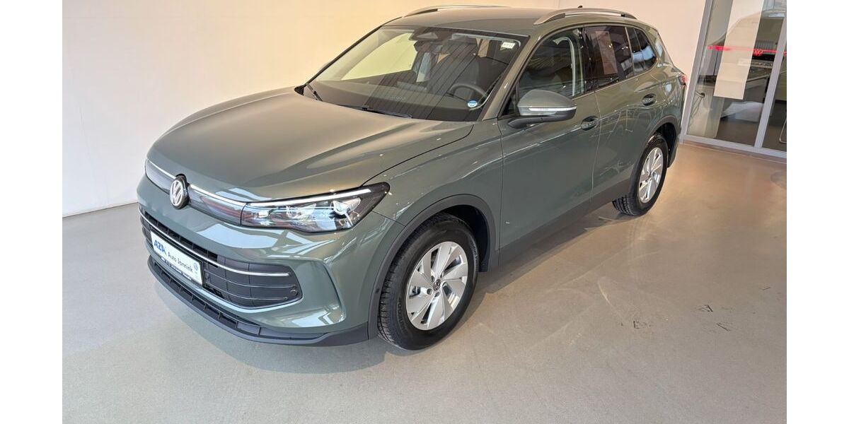 VW Tiguan 1.500 km 37.950 &euro; Friesoythe 26169