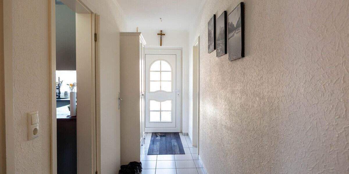 Etagenwohnung Delmenhorst Hasport/Annenheide - 4 Zimmer, 98 m&sup2;, 175.000&euro; | Angebot:25776540