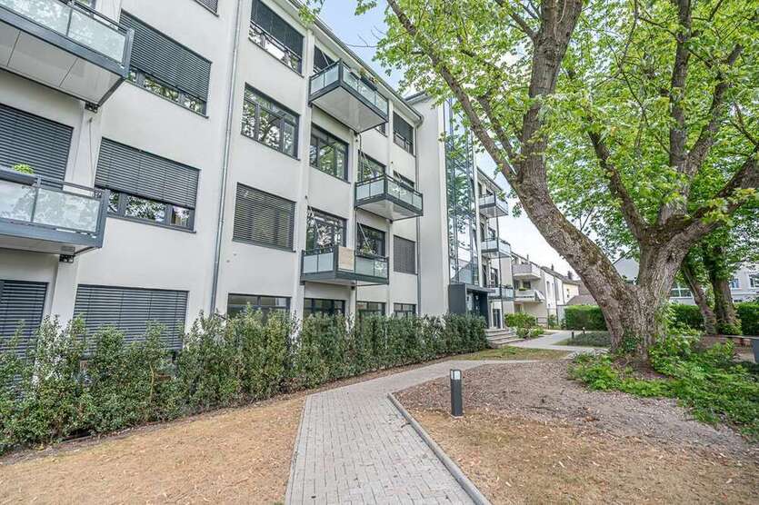 Wohnung zum Kaufen in Oldenburg 359.000 € 94.04 m²