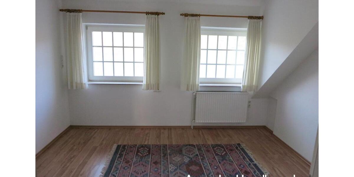 Bauernhaus, Landhaus Westerstede - 10 Zimmer, 310 m&sup2;, 659.000&euro; | Angebot:25377851