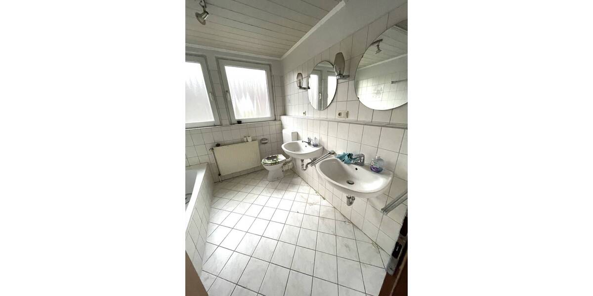 Mehrfamilienhaus, Wohnhaus Oldenburg Kreyenbrück - 4 Zimmer, 105 m&sup2;, 375.000&euro; | Angebot:25697003