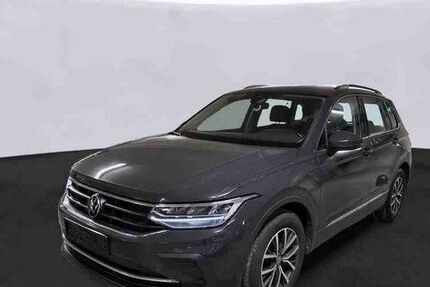 VW Tiguan 85.709 km 22.950 &euro; Westerstede 26655