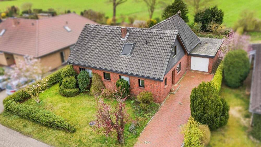 Mehrfamilienhaus, Wohnhaus Wiefelstede / Ofenerfeld Ofenerfeld - 7 Zimmer, 182 m&sup2;, 399.000&euro; | Angebot:26157448