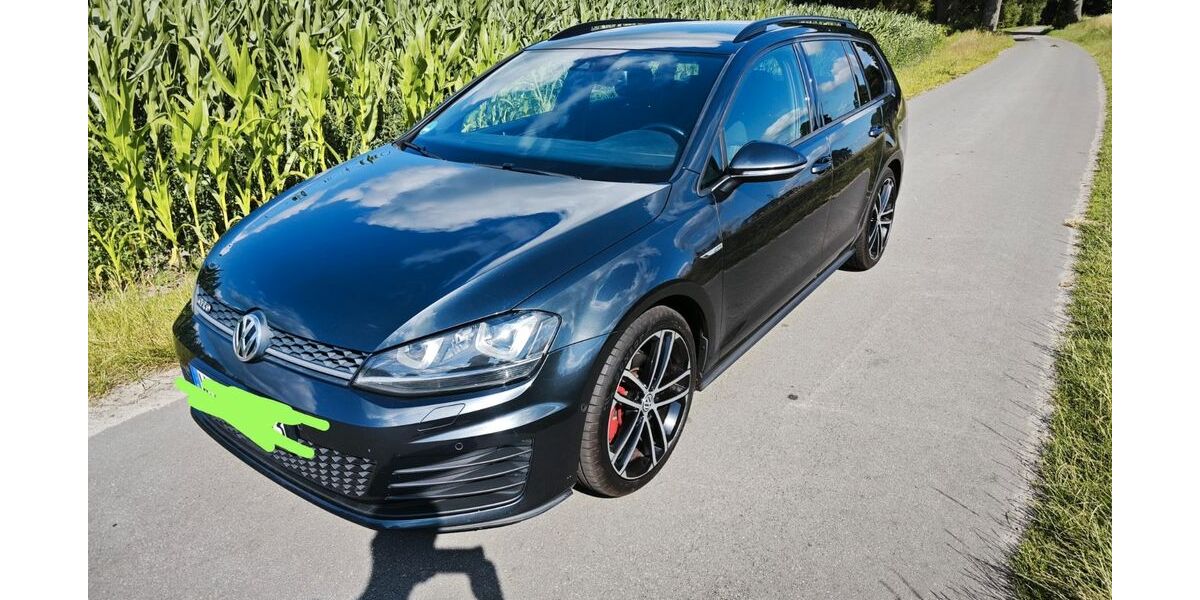 VW Golf 140.500 km 18.500 &euro; Apen 26689