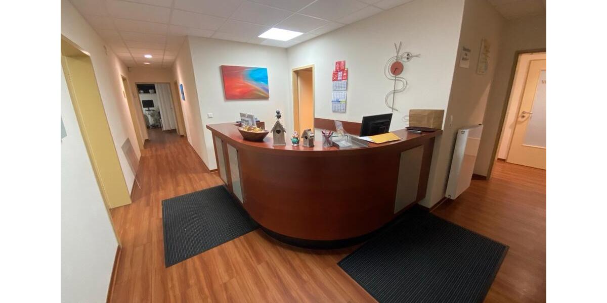 Etagenwohnung Lemwerder - 9 Zimmer, 200 m&sup2;, 450.000&euro; | Angebot:25907019