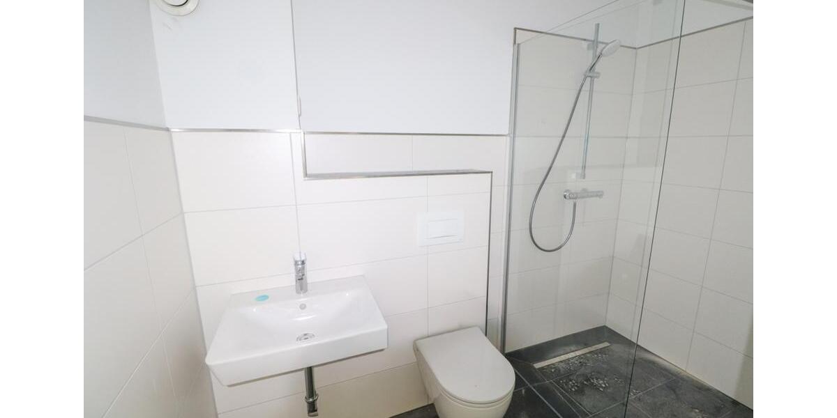 Etagenwohnung Oldenburg Kreyenbrück - 6 Zimmer, 123 m&sup2;, 450&euro; | Angebot:26198016