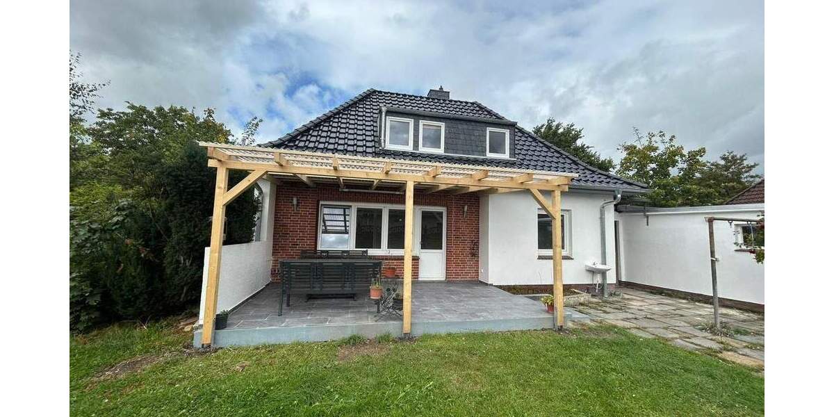 Mehrfamilienhaus, Wohnhaus Brake - 5 Zimmer, 93 m&sup2;, 209.900&euro; | Angebot:25142200