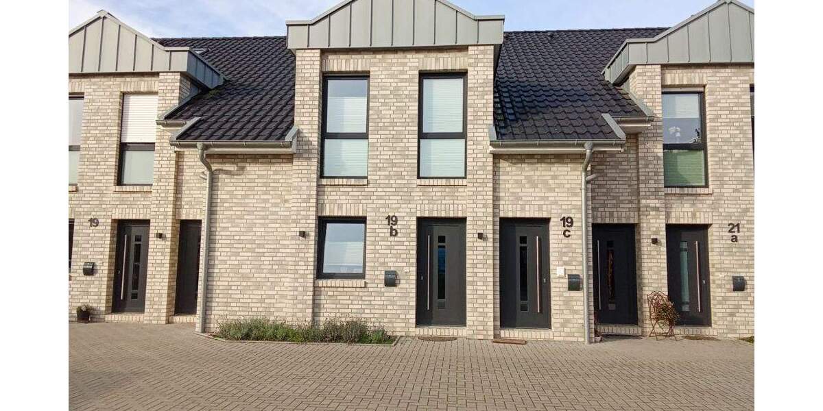 Etagenwohnung Wardenburg Wardenburg I - 2 Zimmer, 83 m&sup2;, 1.220&euro; | Angebot:25683419
