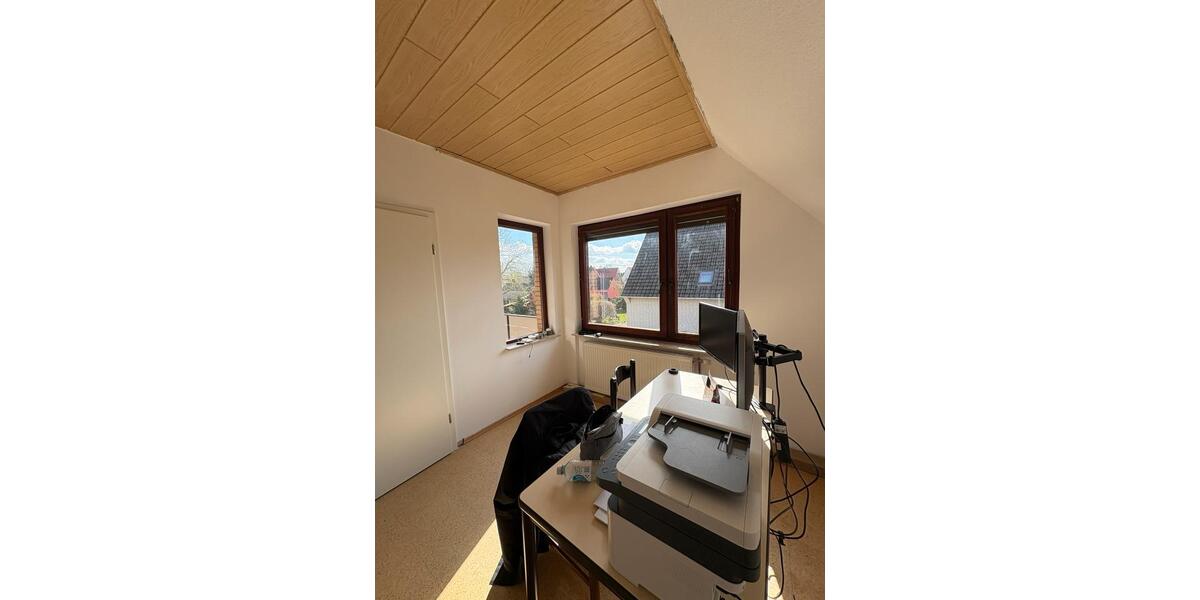 Dachgeschoßwohnung Oldenburg Alexandersfeld - 3 Zimmer, 70 m&sup2;, 1.050&euro; | Angebot:25919908