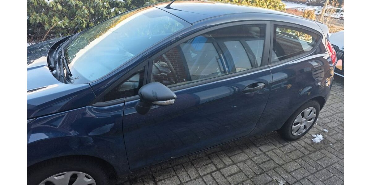 Ford Fiesta 87.300 km 5.200 &euro; Brake (Unterweser) 26919