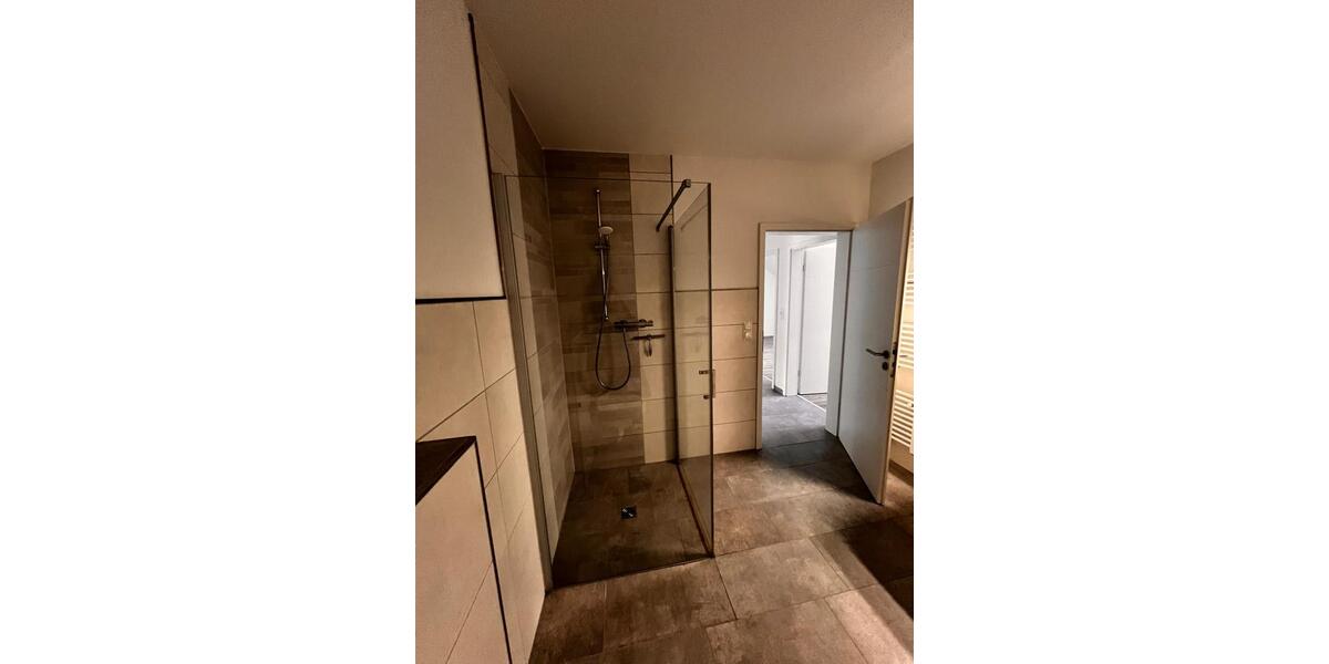 Dachgeschoßwohnung Oldenburg Eversten - 3 Zimmer, 74 m&sup2;, 1.000&euro; | Angebot:26447585