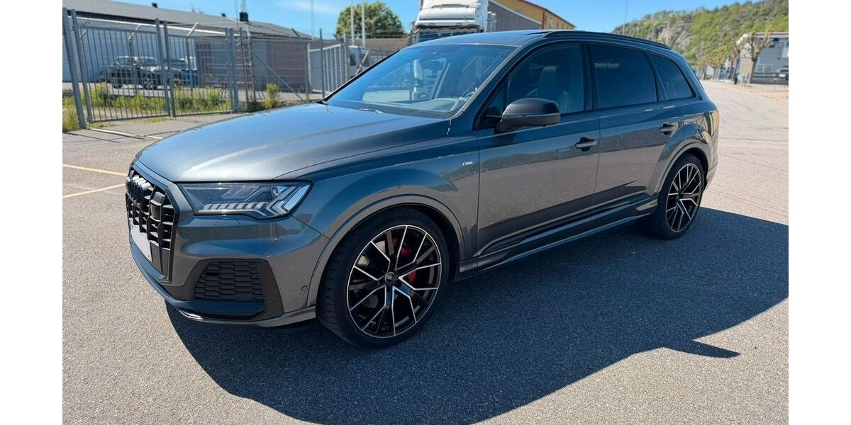 Audi Q7 138.000 km 56.999 &euro; Oldenburg 26129