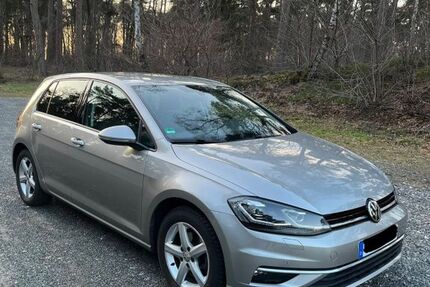 VW Golf 117.500 km 12.975 &euro; Hatten 26209