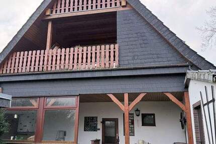 Haus Schwanewede / Neuenkirchen Neuenkirchen - 8 Zimmer, 239 m&sup2;, 299.000&euro; | Angebot:26160538
