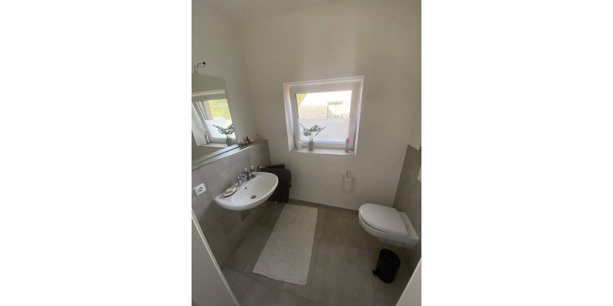 Etagenwohnung Oldenburg Bürgerfelde - 2 Zimmer, 84 m&sup2;, 900&euro; | Angebot:25796686