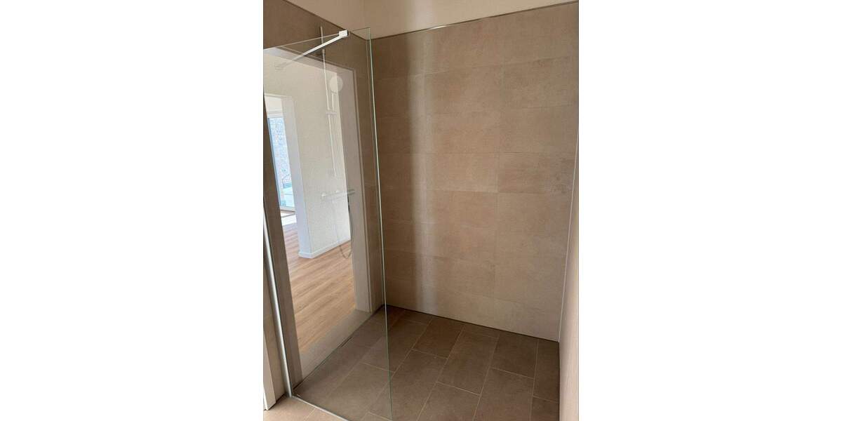 Etagenwohnung Oldenburg Bürgerfelde - 3 Zimmer, 99 m&sup2;, 1.530&euro; | Angebot:26796087