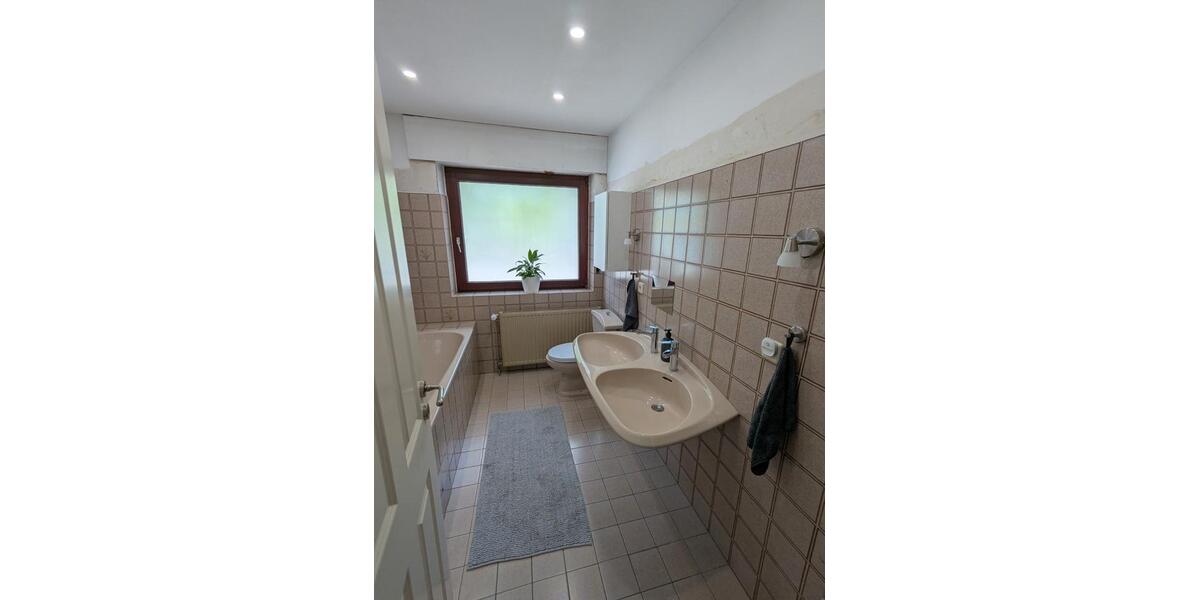 Einfamilienhaus Berne - 8 Zimmer, 175 m&sup2;, 390.000&euro; | Angebot:27201248