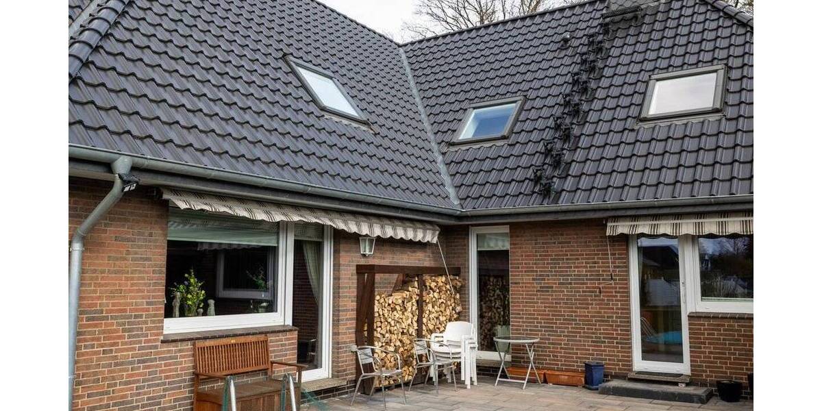 *** ZWEIFAMILIENHAUS in TOP LAGE mit TOP ZUSTAND und MODERNISIERTEM DACH *** 5 zimmer