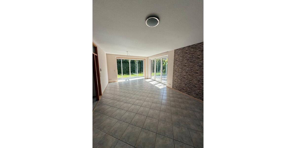 Doppelhaushälfte Rastede - 7 Zimmer, 160 m&sup2;, 435.000&euro; | Angebot:26940655