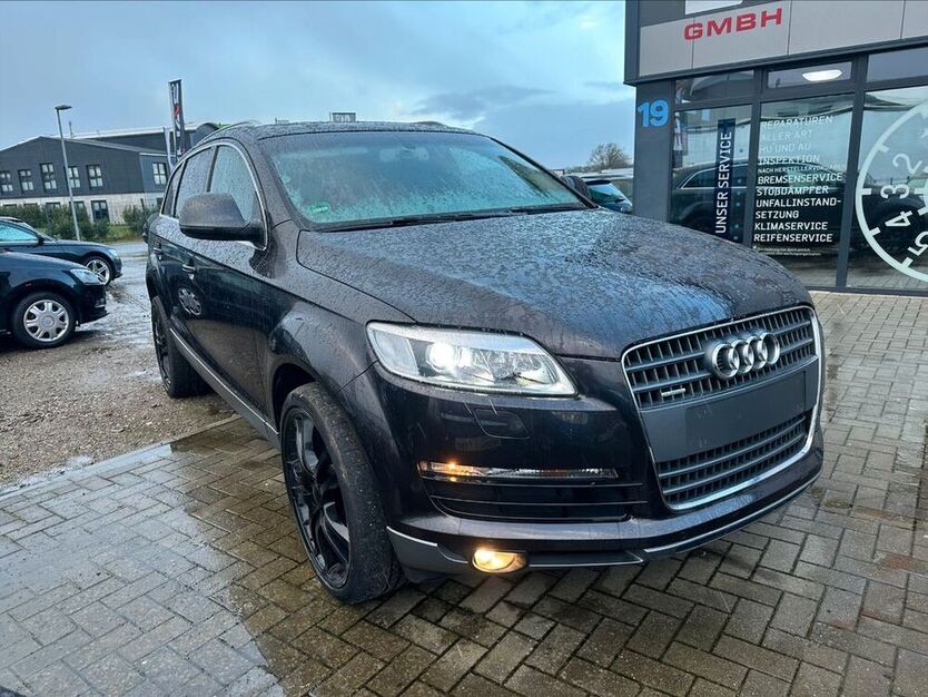 Q7