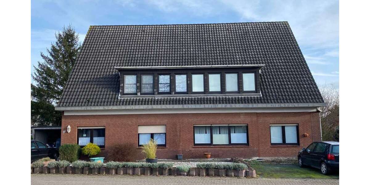 Etagenwohnung Brake Kirchhammelwarden - 4 Zimmer, 135 m&sup2;, 870&euro; | Angebot:26800774