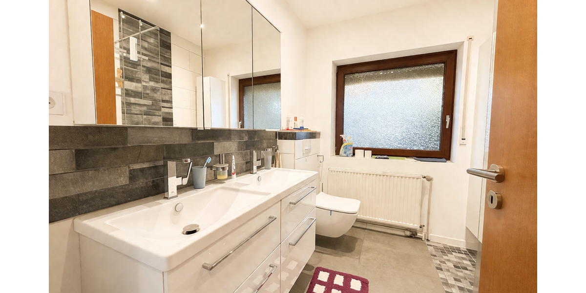 Einfamilienhaus Brake Kirchhammelwarden - 5 Zimmer, 166 m&sup2;, 287.000&euro; | Angebot:26377183