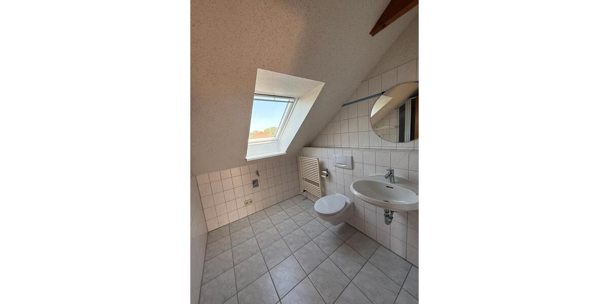 Doppelhaushälfte Rastede - 7 Zimmer, 160 m&sup2;, 435.000&euro; | Angebot:26940655