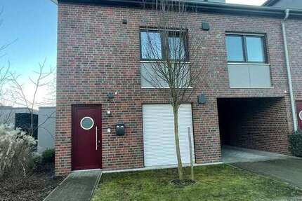 Wohnung zum Mieten in Oldenburg 1.495 € 119.37 m² 5 zimmer